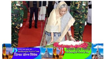 বঙ্গবন্ধুর প্রতিকৃতিতে প্রধানমন্ত্রীর শ্রদ্ধা