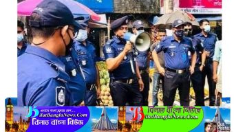 ছাতকে করোনা মোকাবেলায় থানা পুলিশের মাইকিং ও মাস্ক বিতরণ