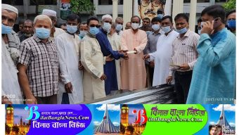 ছাতকে অসহায়দের মধ্যে ঢেউটিন,ত্রাণ ও অর্থের চেক বিতরণ করলেন এমপি মানিক
