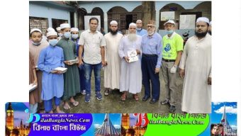 রোটারি বর্ষবরণ উপলক্ষে রান্না করা খাবার বিতরণ