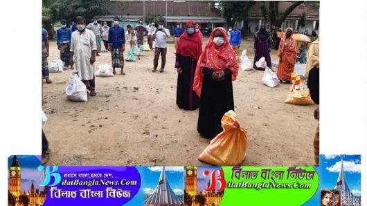 তাহিরপুর উপজেলায় প্রধানমন্ত্রীর উপহার বিতরণ