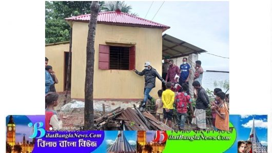 বিশ্বমভর পুরে প্রধানমন্ত্রীর উপহারের ঘর পরিদর্শন করেন ইউএনও সহ অন্যান্য কর্মকর্তাগণ
