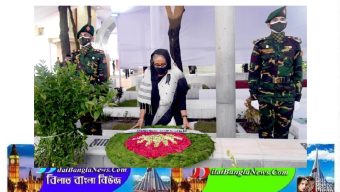 জাতীয় শোক দিবসে বঙ্গবন্ধুর প্রতিকৃতিতে প্রধানমন্ত্রীর শ্রদ্ধা