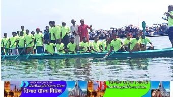 সুনামগঞ্জের পাখি মারা হাওরে লক্ষাধিক নারী পুরুষের সমাগমে নৌকা বাইচ উৎসব অনুষ্ঠিত