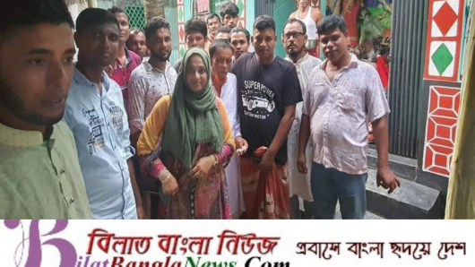 সুখাইড় উত্তর রাজাপুর ইউনিয়নের সম্ভাব্য চেয়ারম্যান পদপ্রার্থী দীপার পূজামণ্ডপ পরিদর্শন