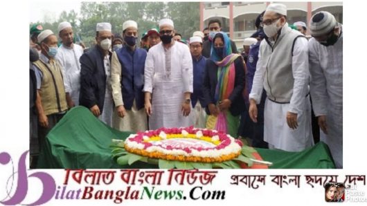 হঠাৎ প্রকাশ্যে ডা.মুরাদ