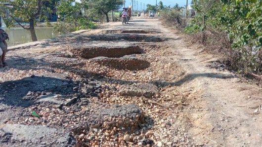 বন্যায় সুনামগঞ্জের সড়ক গুলো লন্ড ভন্ড,২ হাজার কোটি টাকার ক্ষতি