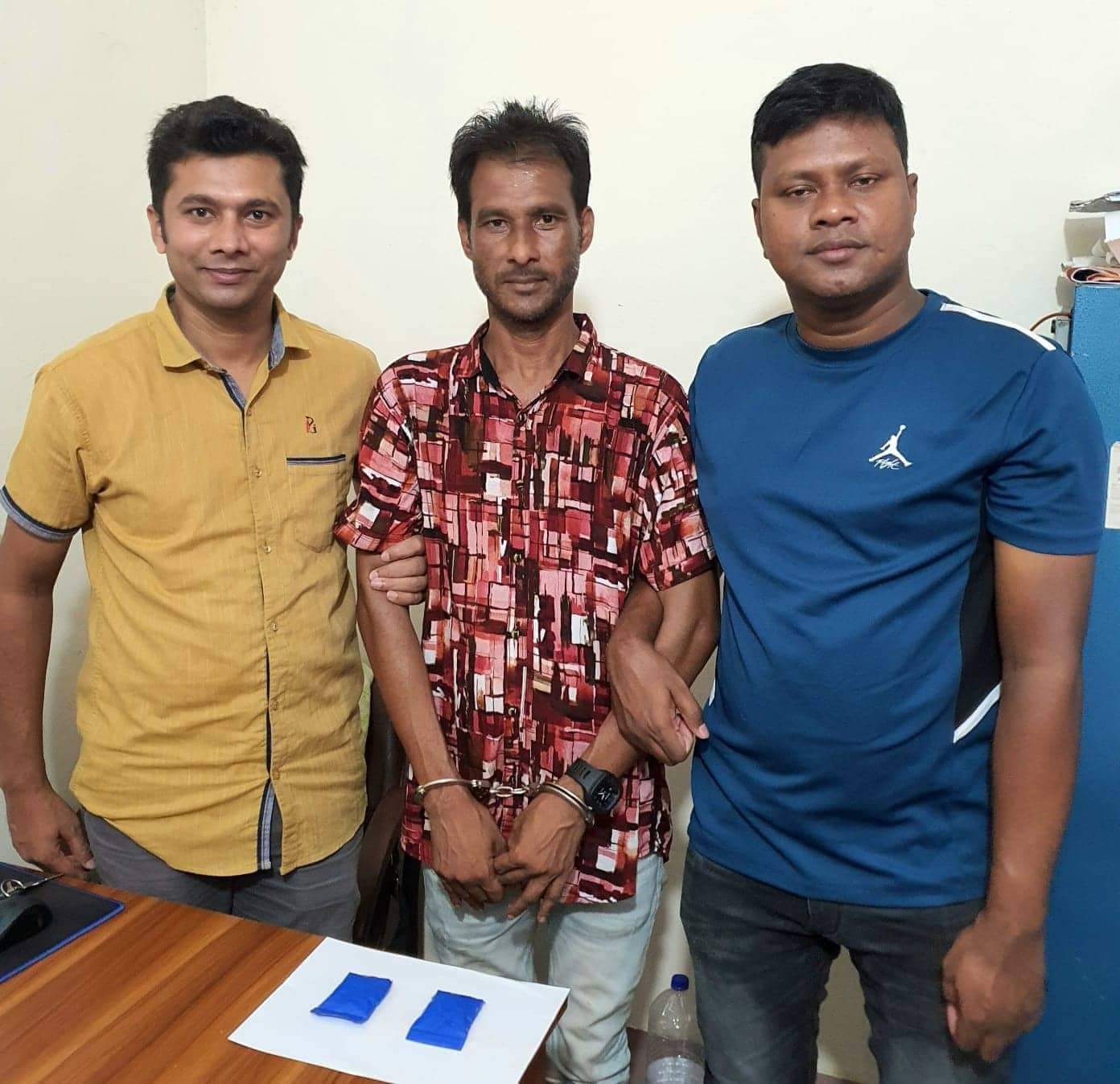 ছাতকে সাড়ে ৩শ’ পিস ইয়াবাসহ মাদক ব্যবসায়ি গ্রেফতার