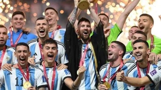 ৩৬ বছরের অপেক্ষা শেষে বিশ্বকাপ আর্জেন্টিনার