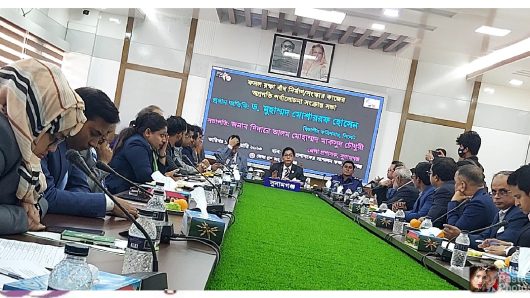 কারো অবহেলার কারণে ফসল ক্ষতিগ্রস্ত হলে কঠোর ব্যবস্থা নেয়া হবে – বিভাগীয় কমিশনার