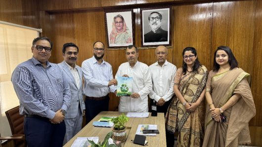 বর্জ্য ব্যবস্থাপনায় পরিবেশ মন্ত্রণালয়ের সাথে কাজ করতে আগ্রহী লাফার্জহোলসিম