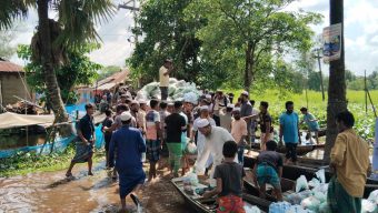 ছাতক প্রেসক্লাবের উদ্যোগে  কুলিল্লায় বন্যার্তদের মাঝে খাদ্য সামগ্রী-বস্ত্র বিতরণ