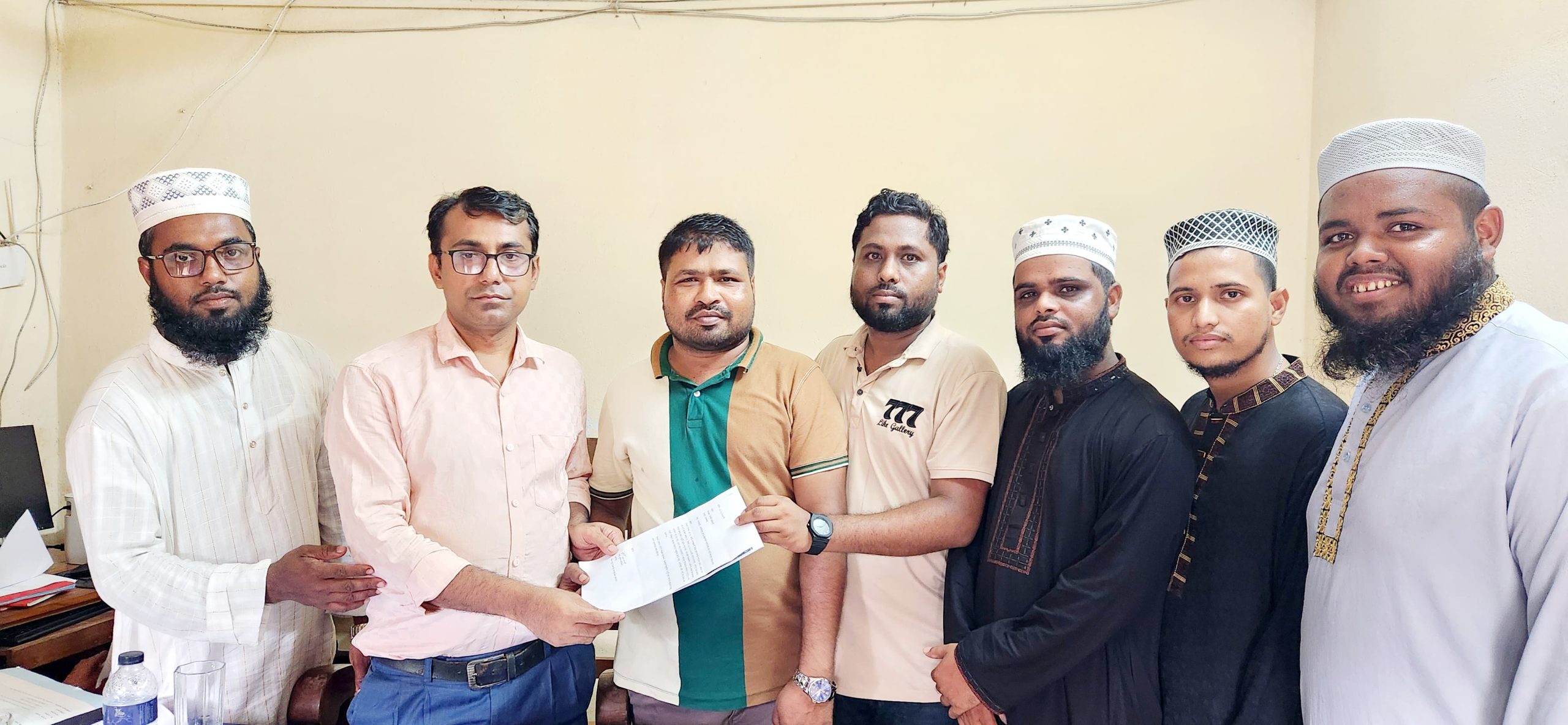 নোয়ারাই-নরসিংপুর ভাঙা ব্রীজ দ্রুত মেরামতের জন্য ইউএনও বরাবর দরখাস্ত