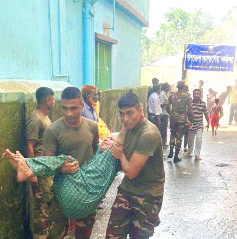 ছাতকে সমাজসেবা অফিসে আগুন, সেনাবাহিনীর চেষ্টায় নিয়ন্ত্রণ