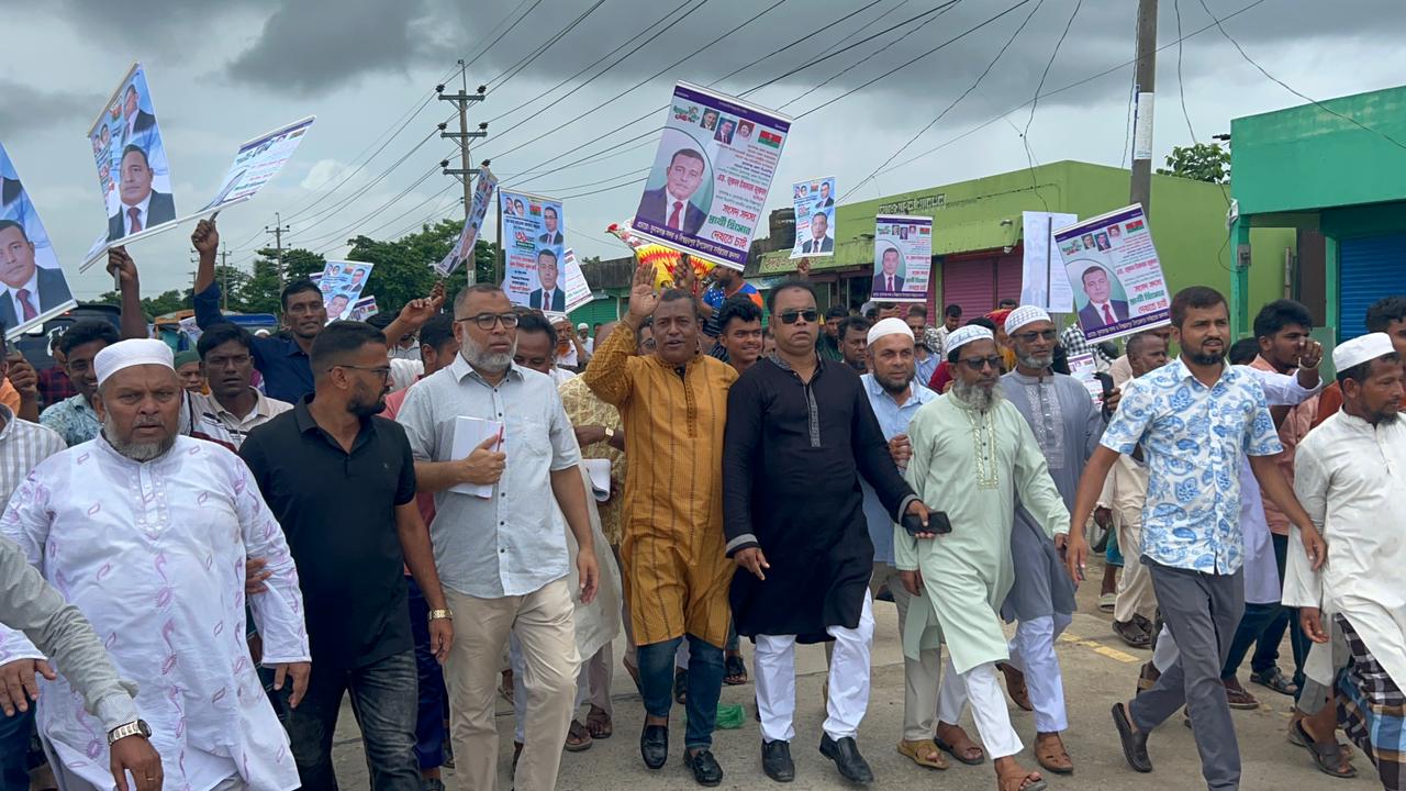 বিএনপি’র ৩১ দফা কর্মসূচির প্রচারনা চালাতে দিনভর বিশ্বম্ভপুর উপজেলার বিভিন্ন স্হানে গণসংযোগ ও লিফলেট বিতরণ
