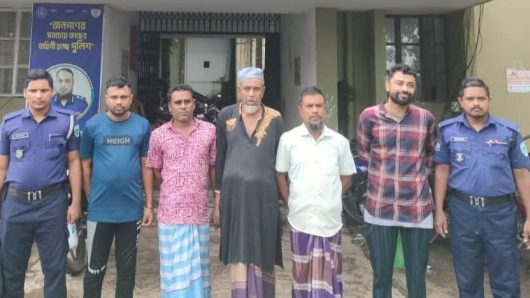 ছাতকে বিভিন্ন মামলার পলাতক ৫ আসামি গ্রেফতার