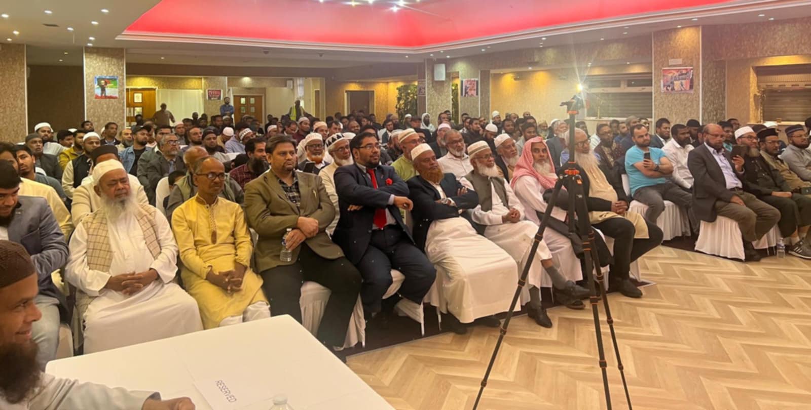 বার্মিংহামে জুলাই বিপ্লব ফাউন্ডেশনের সমাবেশ”যেকোন মূল্যে জুলাই বিপ্লব ধরে রাখার প্রত্যয়”