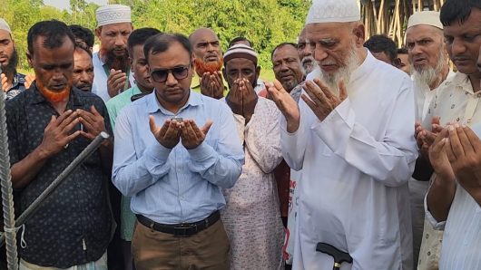 ছাতকে মৎস্যজীবী পুনর্বাসনে মাছ বাজারের ভিত্তিপ্রস্তর স্থাপন