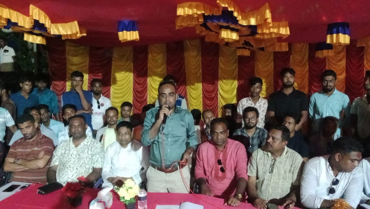 সনাতন ধর্মাবলম্বীদের মাঝে ৩১ দফার বার্তা নিয়ে মণ্ডপে মণ্ডপে আমিন