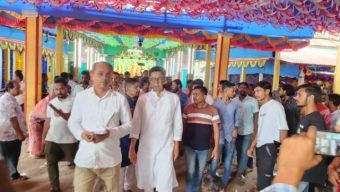 মধ্যনগরে পূজা মণ্ডপ পরিদর্শনে সুনামগঞ্জ ১ আসনের বিএনপির মনোনয়ন প্রত্যাশী মাহবুবুর রহমান।