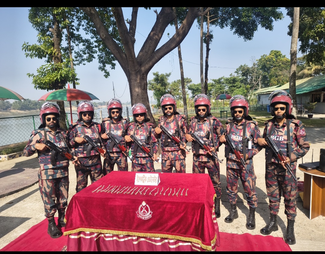 সুনামগঞ্জ সীমান্তে ২৪ টি ডেটোনেটর উদ্ধার করেছে বিজিবি।