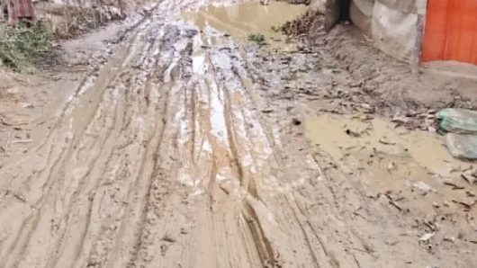 ছাতক উপজেলার নোয়ারাই ইউনিয়নের ৩নং ওয়ার্ডে উন্নয়নবঞ্চনা: কাদা-জলাবদ্ধতায় বিপর্যস্ত জনজীবন