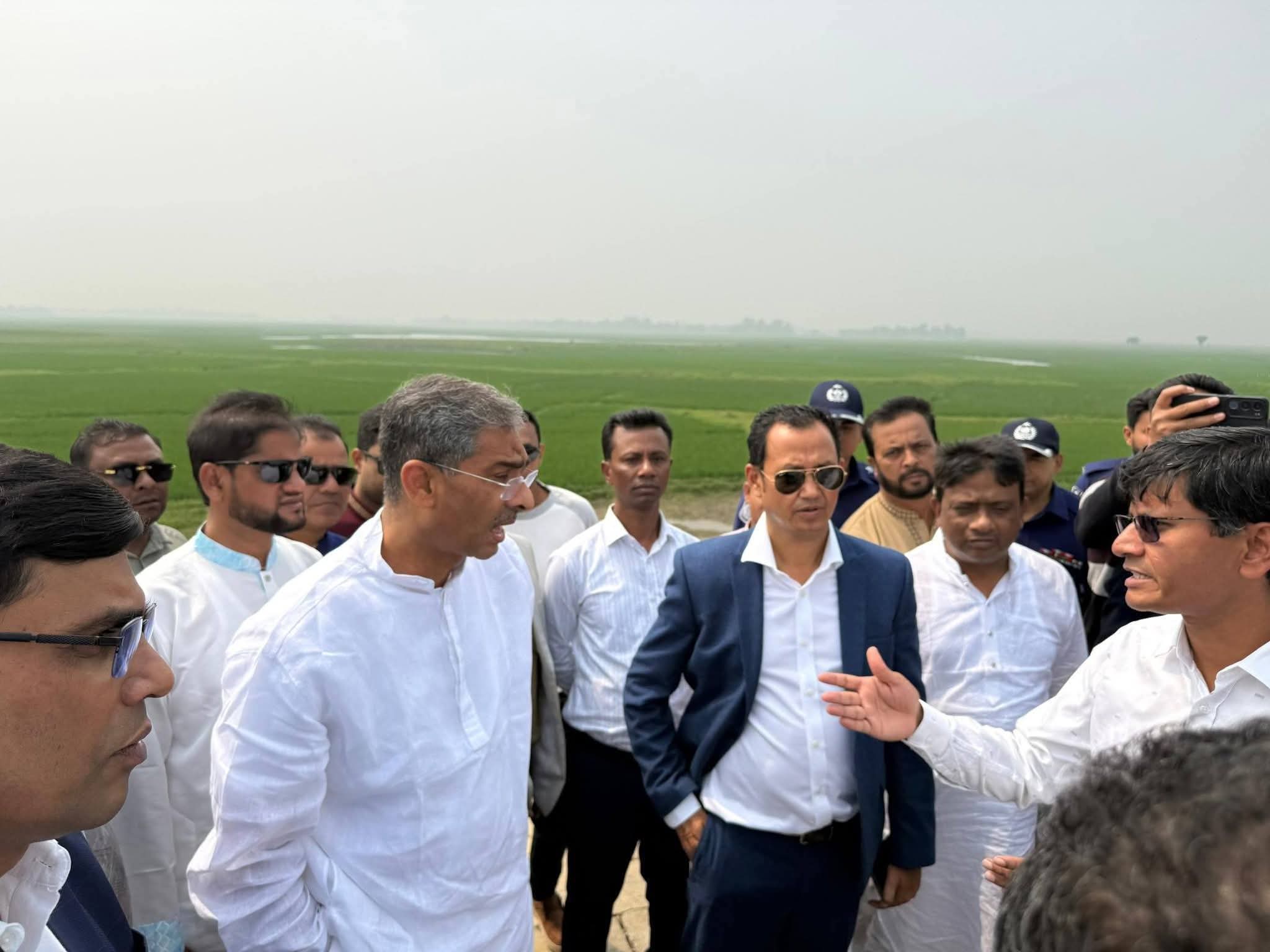 প্রধান মন্ত্রী তারেক রহমান সার্বক্ষনিক হাওরাঞ্চলের মানুষের খোঁজ খবর রাখছেন- পানি সম্পদ মন্ত্রী।