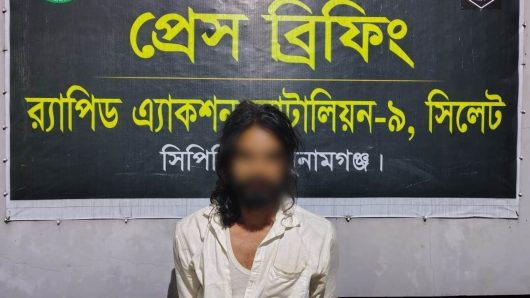 সুনামগঞ্জে ৫৯ বোতল বিদেশী মদসহ মাদক সম্রাট আনোয়ার গ্রেপ্তার