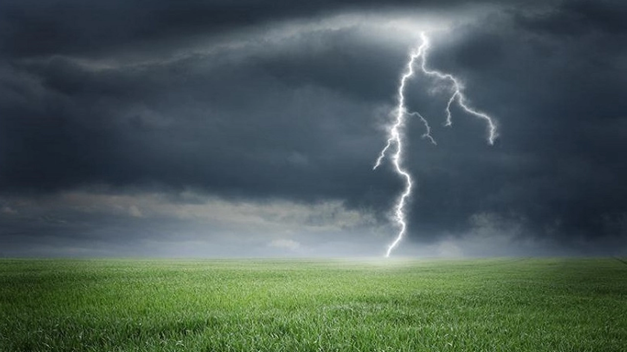 সুনামগঞ্জে বজ্রপাতে ৫ কৃষক নিহত।