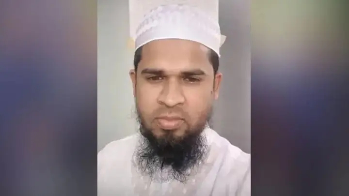 ধর্ষণে শিশু অন্তঃসত্ত্বা : সেই আলোচিত মাদরাসাশিক্ষক গ্রেপ্তার