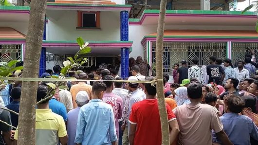 গাজীপুরে প্রবাসীর স্ত্রী-সন্তানসহ ৫ জনকে গলা কেটে হত্যা
