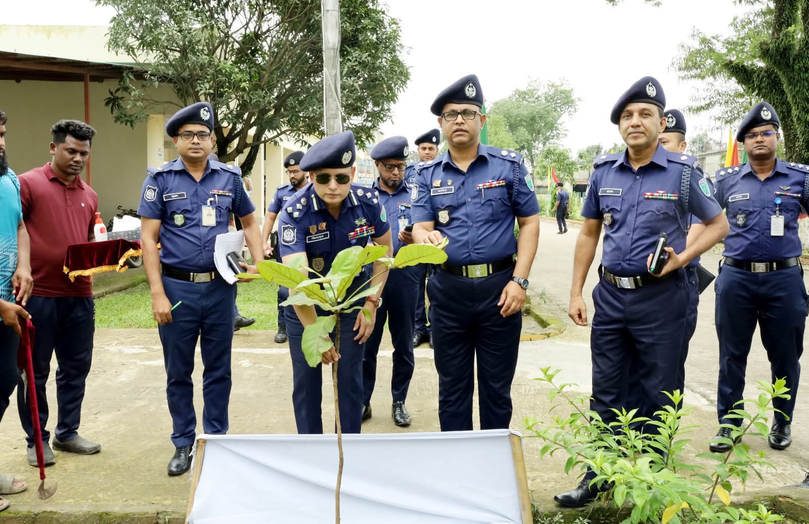 সুনামগঞ্জে  নবাগত রেঞ্জ ডিআইজির সফর।