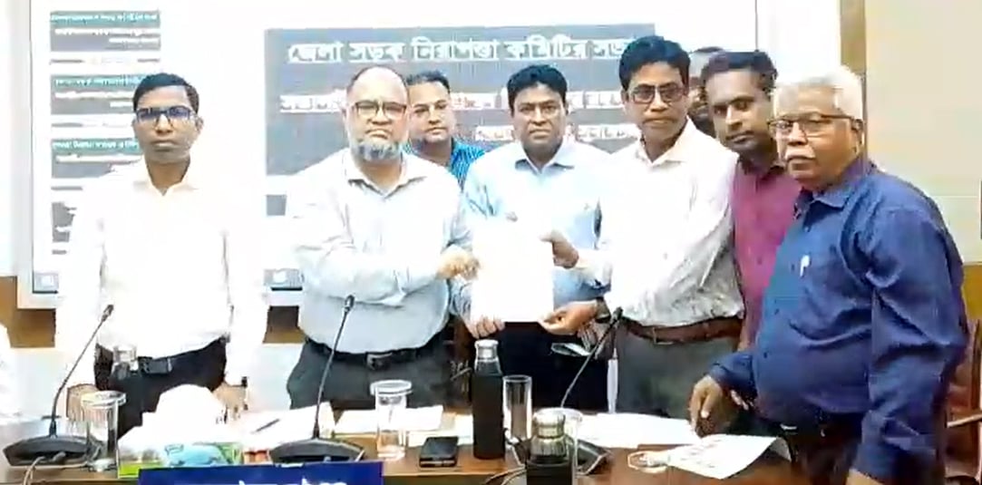 সরকারি প্রতিষ্ঠানের ছাদে দ্রুত রুফটপ সোলার স্থাপনের দাবিতে সুনামগঞ্জ জেলা প্রশাসক বরাবর স্মারকলিপি প্রদান