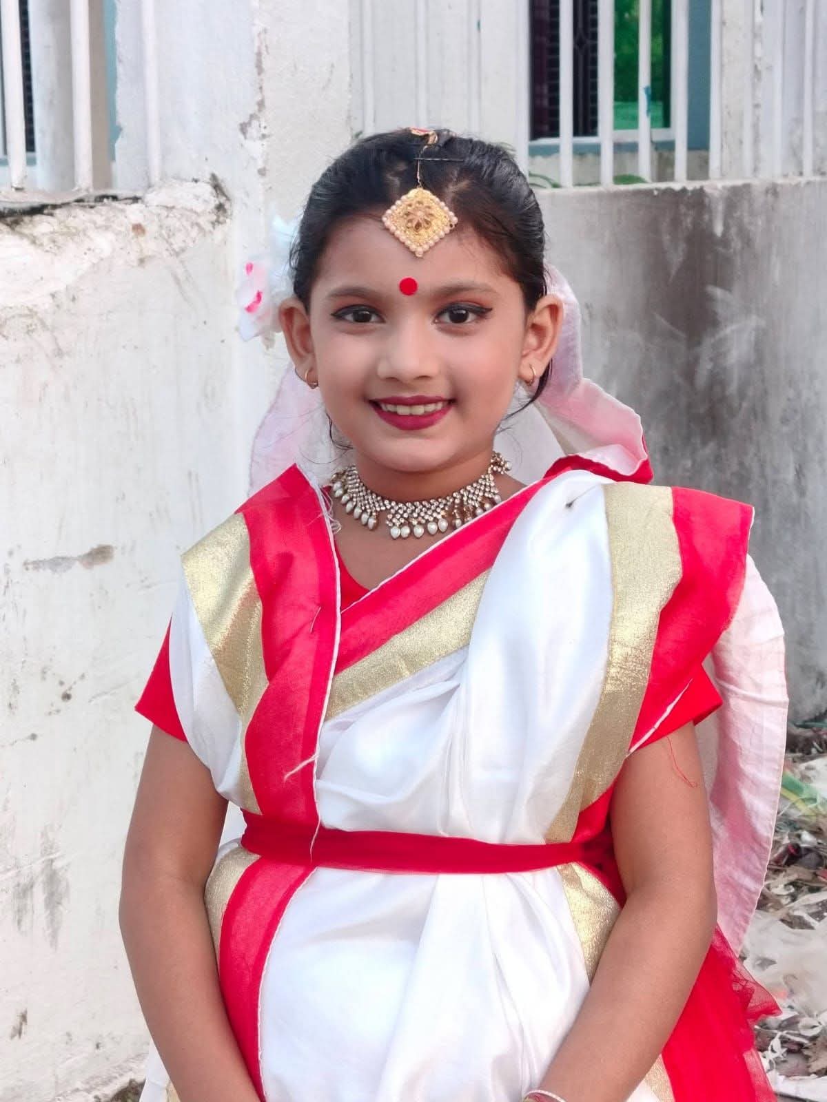 টাঙ্গুয়ার হাওরে বেড়াতে গিয়ে হাউসবোটের ইঞ্জিনে পড়ে এক কন্যা শিশু নিহত।