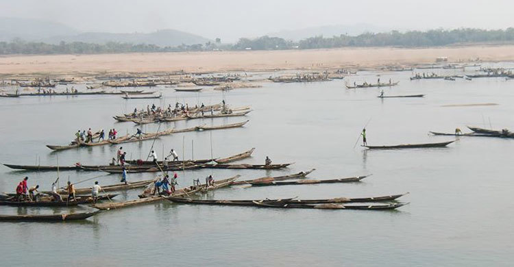 সুনামগঞ্জে যাদুকাটার নদীর বালু মহাল -১ এর সীমানা পুনঃ নির্ধারণ করে দিল প্রশাসন।