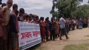 তাহিরপুরে নৌ পথে অতিরিক্ত টোল আদায়ের প্রতিবাদে আবারও অনির্দিষ্টকালের জন্য নৌ ধর্মঘট।