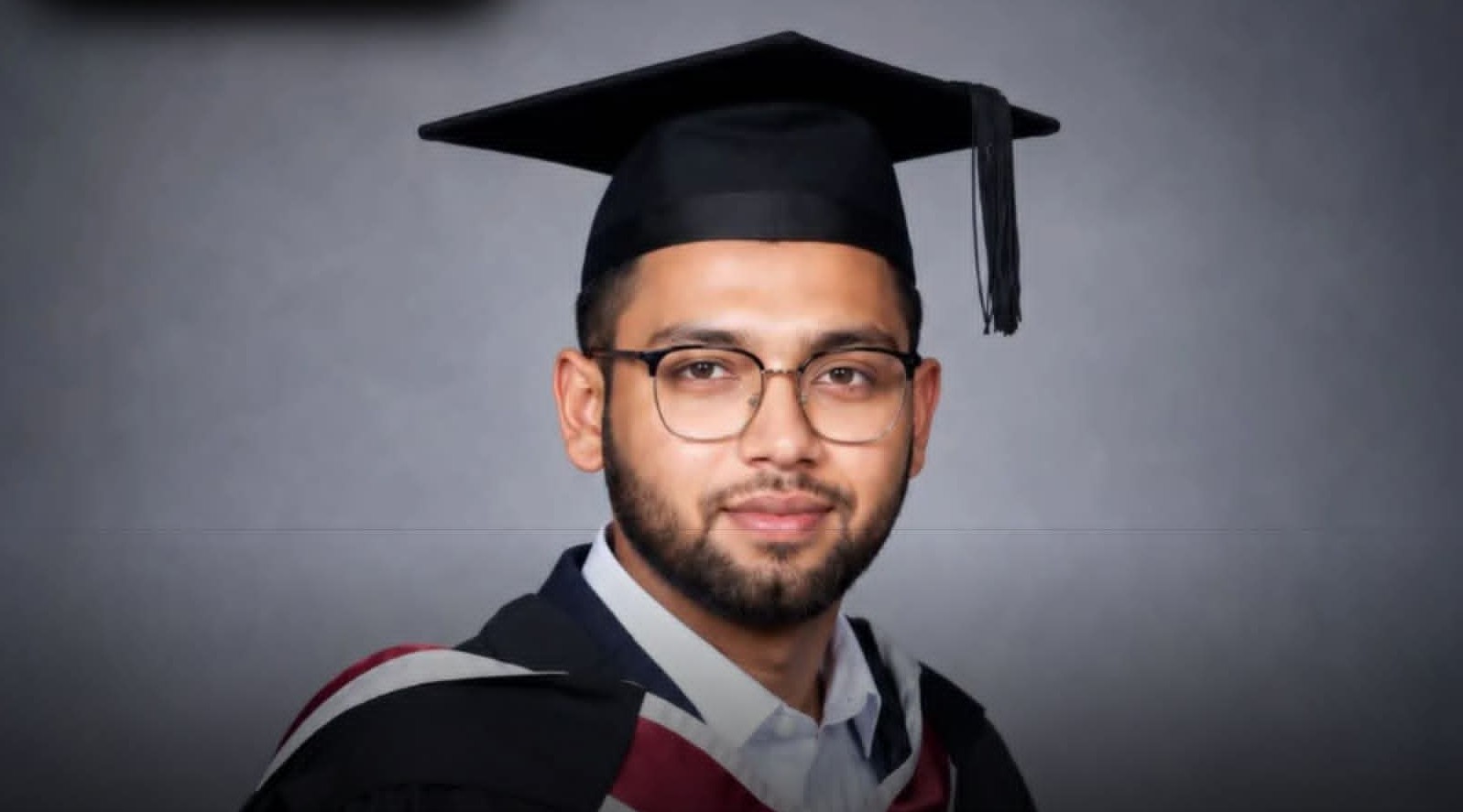 ব্যারিস্টারি ডিগ্রি অর্জন করে দেশে ফিরেছেন ছাতকের আবিদুর রহমান শাহি
