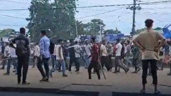 ছাতকের গোবিন্দগঞ্জে নবীনবরণ ঘিরে ছাত্রদল-শিবিরের সংঘর্ষ, আহত ৫০