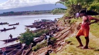 চেলা নদীতে বালুর ‘মহালুট’! ১০ দিনেই ৫ কোটি টাকার বালু উওোলন