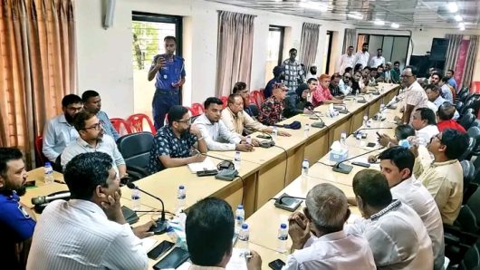 ছাতকে ৩০ মণ্ডপে দুর্গাপূজা: নিরাপত্তা নিশ্চিত করতে প্রশাসনের মতবিনিময়