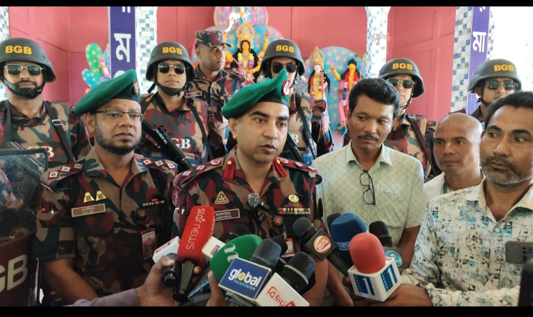শারদীয় দুর্গাপূজা- উপলক্ষে পূজামণ্ডপের সার্বিক নিরাপত্তায় সুনামগঞ্জ ব্যাটেলিয়ান ২৮ বিজিবির নিরাপত্তা প্রস্তুতি।